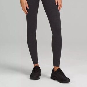 Lululemon Wonder Train high rise tight. Heathered Graphite Gray size 4 28”